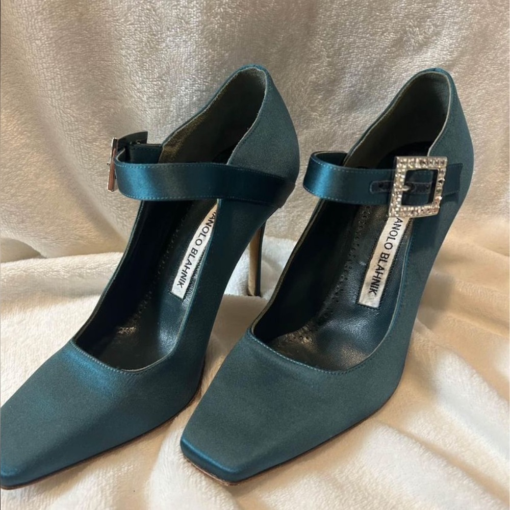 Manolo Blahnik pumps